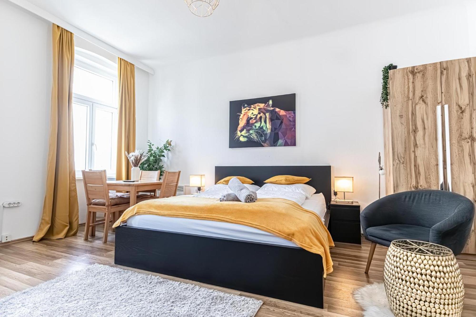 Апартаменты Explore Vienna: 1Br Retreat Near Westbahnhof Экстерьер фото